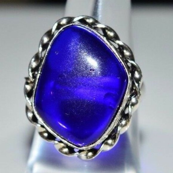 Vintage Jewelry - .925 Sterling Silver Dark Blue Glass Cabochon